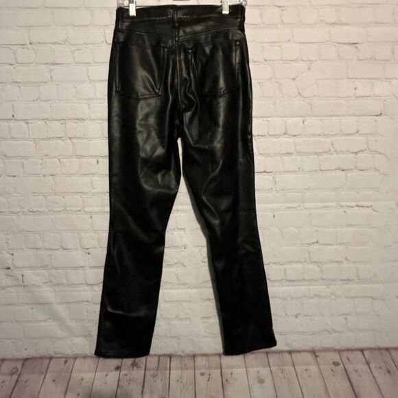 🖤 Universal Thread Mid-Rise 80s Slim Faux Leather Jeans – Size 4R - Picture 2 of 2
